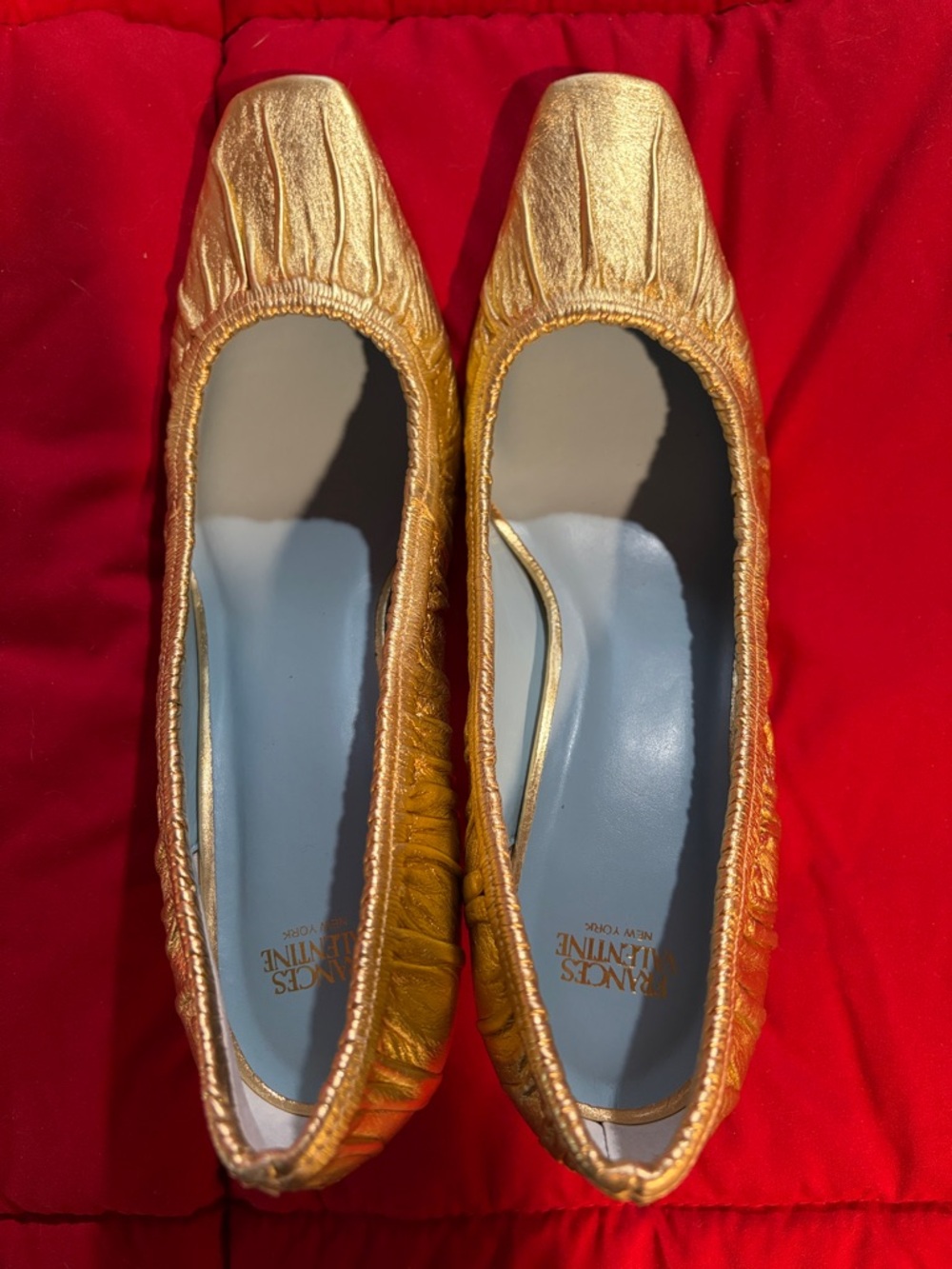 Nwob Frances valentine ruched gold heels size 8